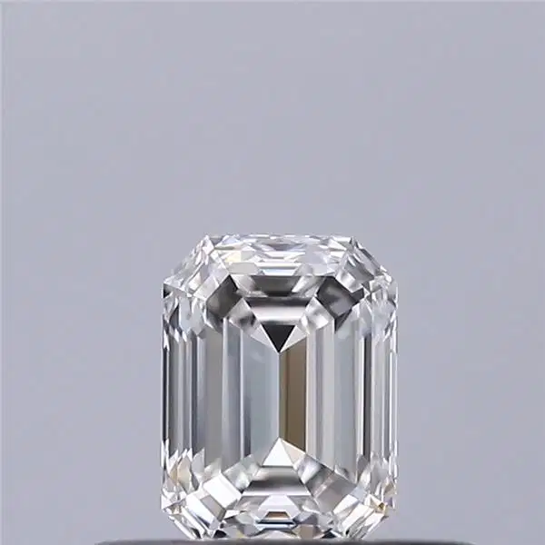 0,30 ct · F · IF